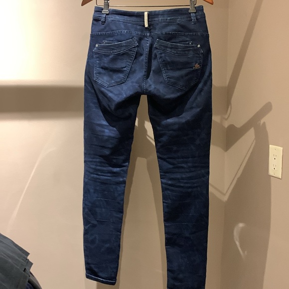 Buena Vista fitted jeans🔥Small - Picture 4 of 10